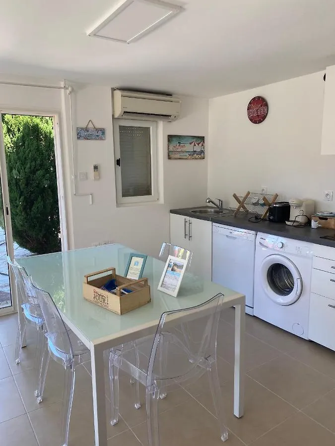 Appartements Villa Les Minots Le Lavandou 0*,